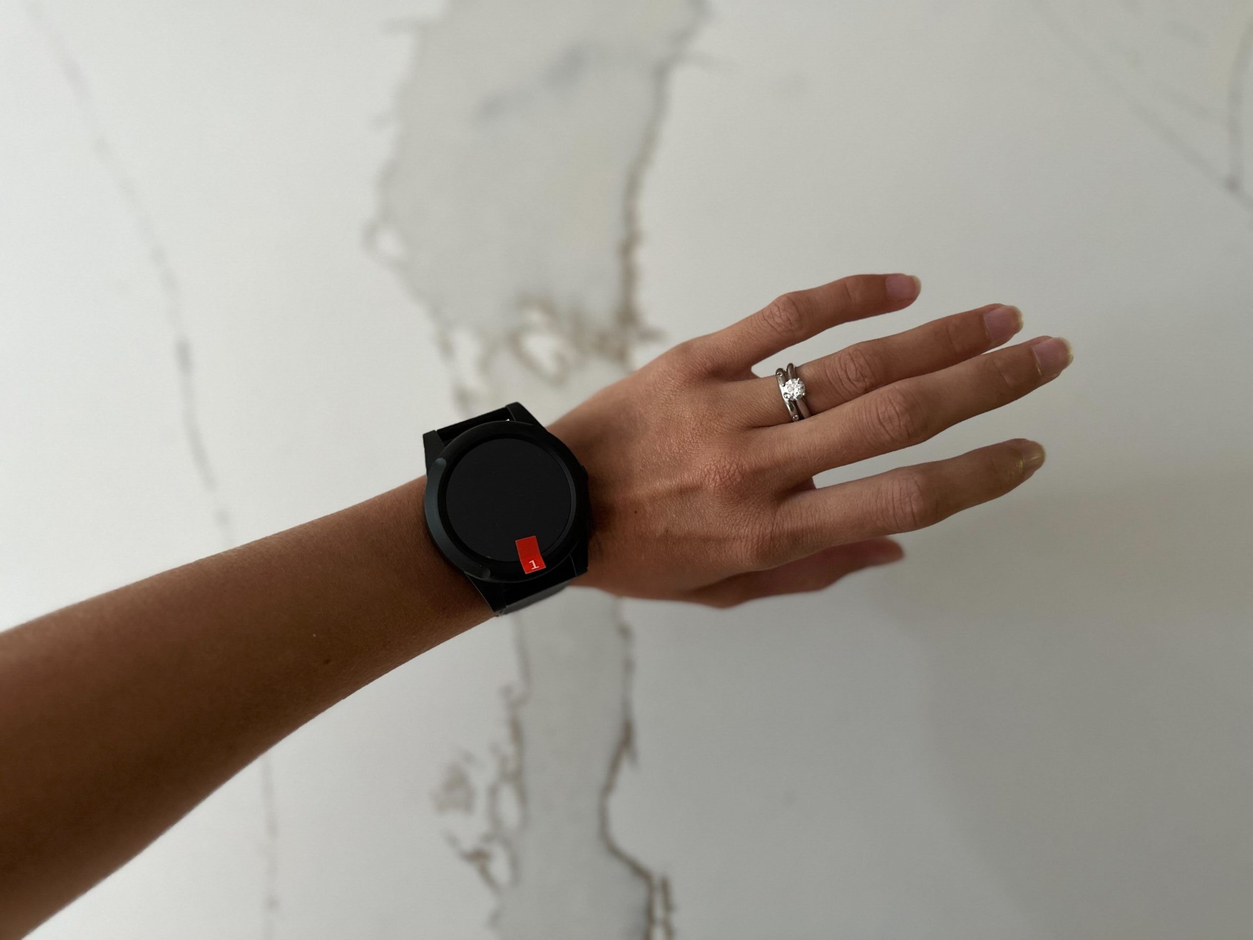 Smartwatch for seniors Medical Care Alert