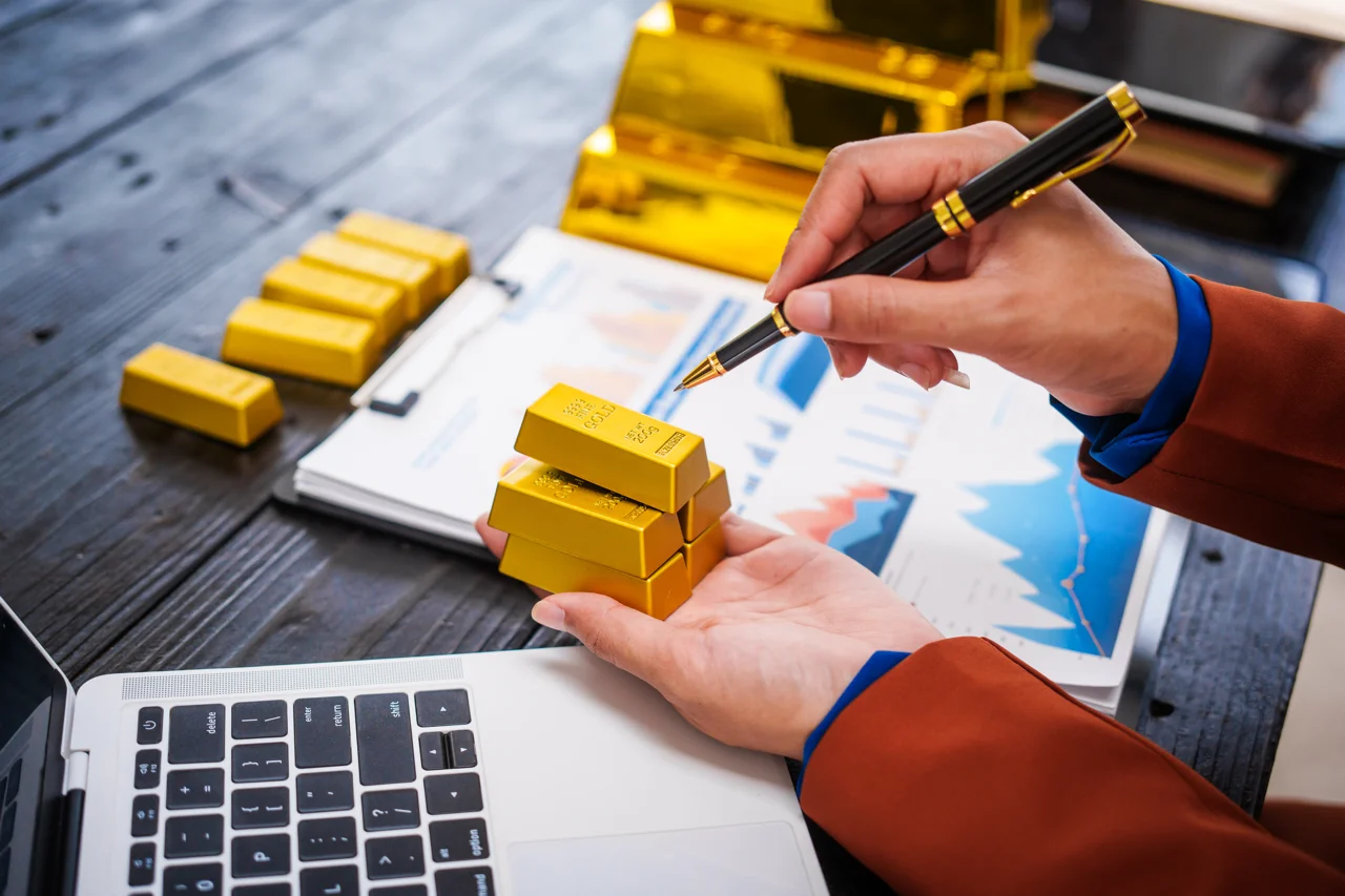 Gold vs. Real Estate