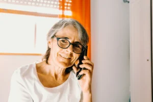 Seniors should watch out for Medicare card scams in the new year