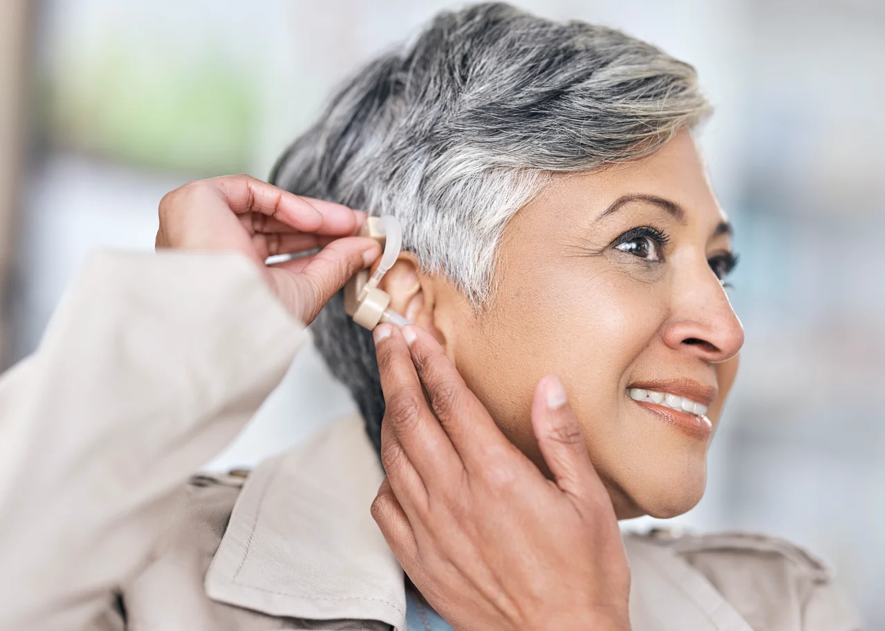 How to Adjust Hearing Aid